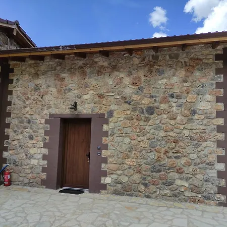 Oneiropagidasuites Kalavryta Room photo